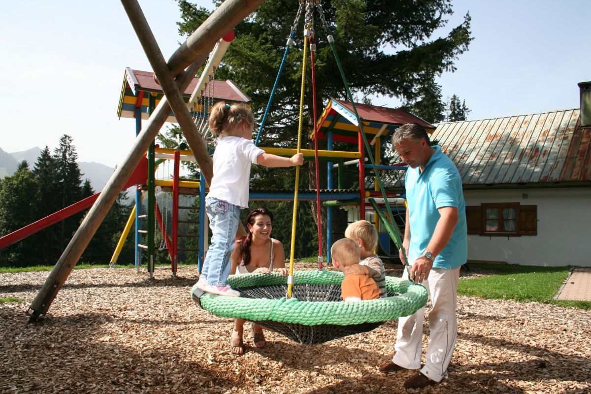 Spielplatz im Hotel Bellevue in Riezlern 